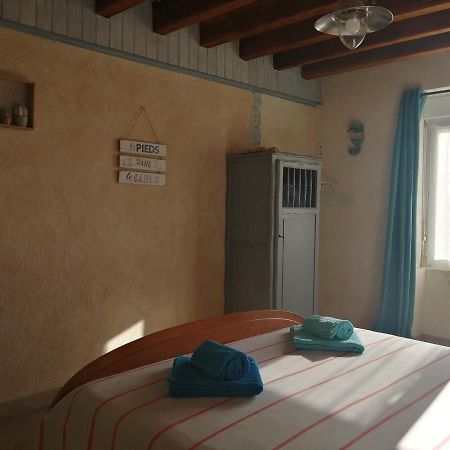 Vendrennes Chez Florymarysol Bed & Breakfast Exterior foto